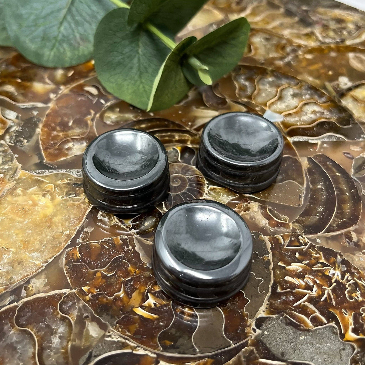 Hematite Sphere Holder