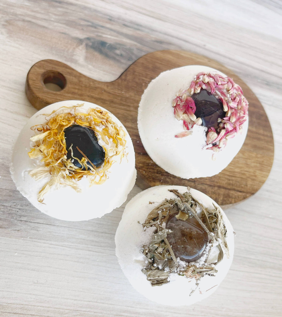 Smoky Quartz Bath Bomb with Dried Flowers