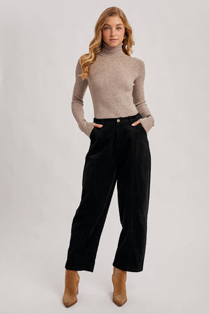 Seamless Ribbed Knit Turtleneck Sweater