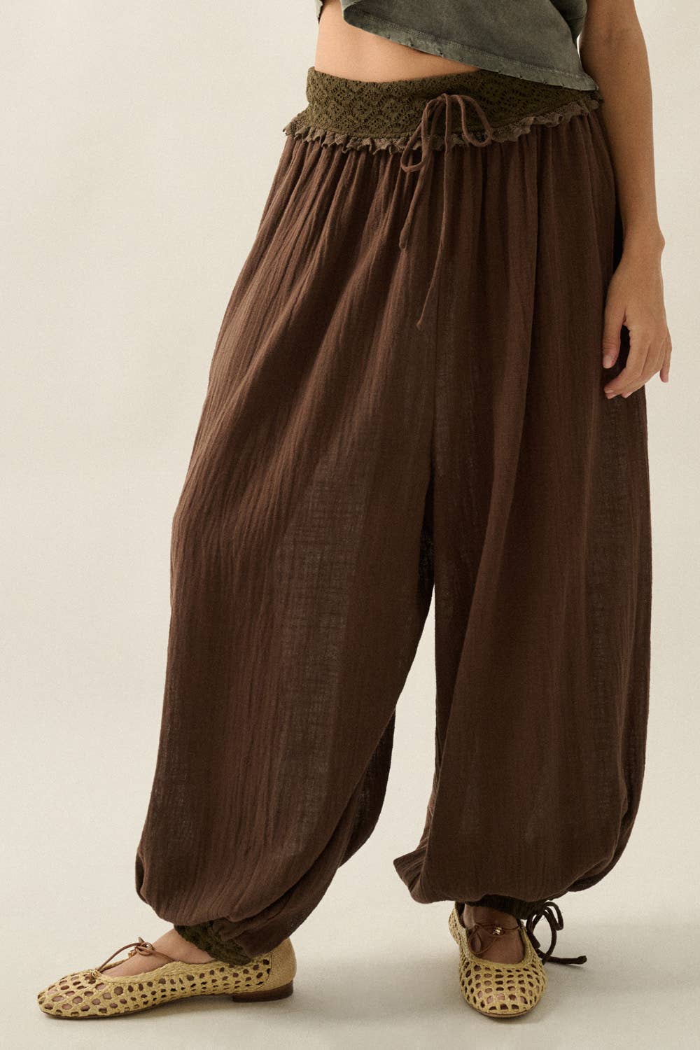 Cotton Gauze and Lace Drawstring Balloon Pants