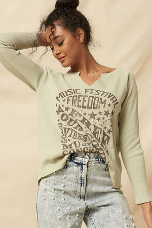 Vintage Washed Split-Neck Thermal Graphic Top