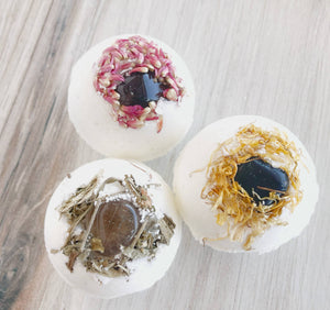 Smoky Quartz Bath Bomb with Dried Calendula