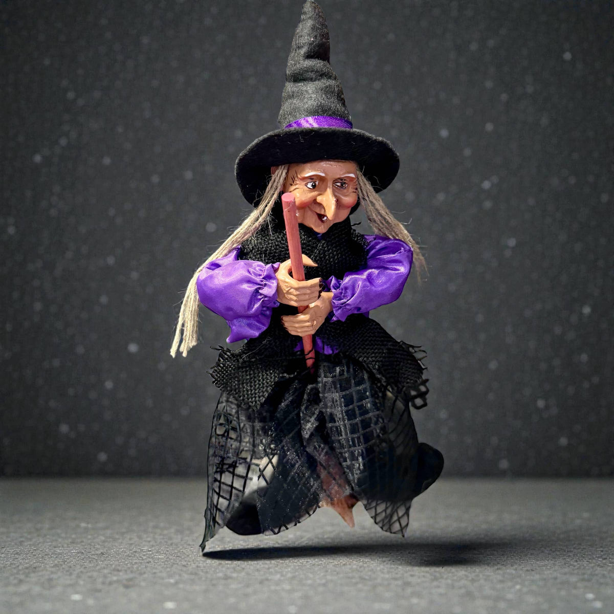 Kitchen Witch Trudy – Purple