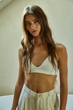 Brami Seamless Ribbed Plunged V-Neck Strap Bralette