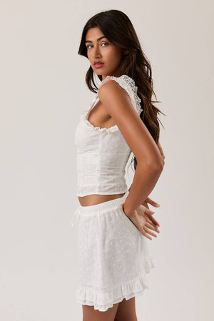 SLEEVELESS SQUARE NECK RUFFLE TOP