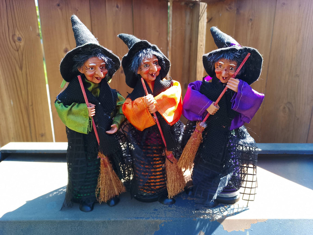 Kitchen Witch Quincie – Orange
