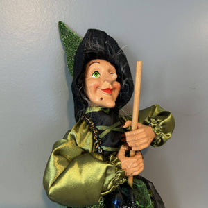 Kitchen Witch Morella – Green