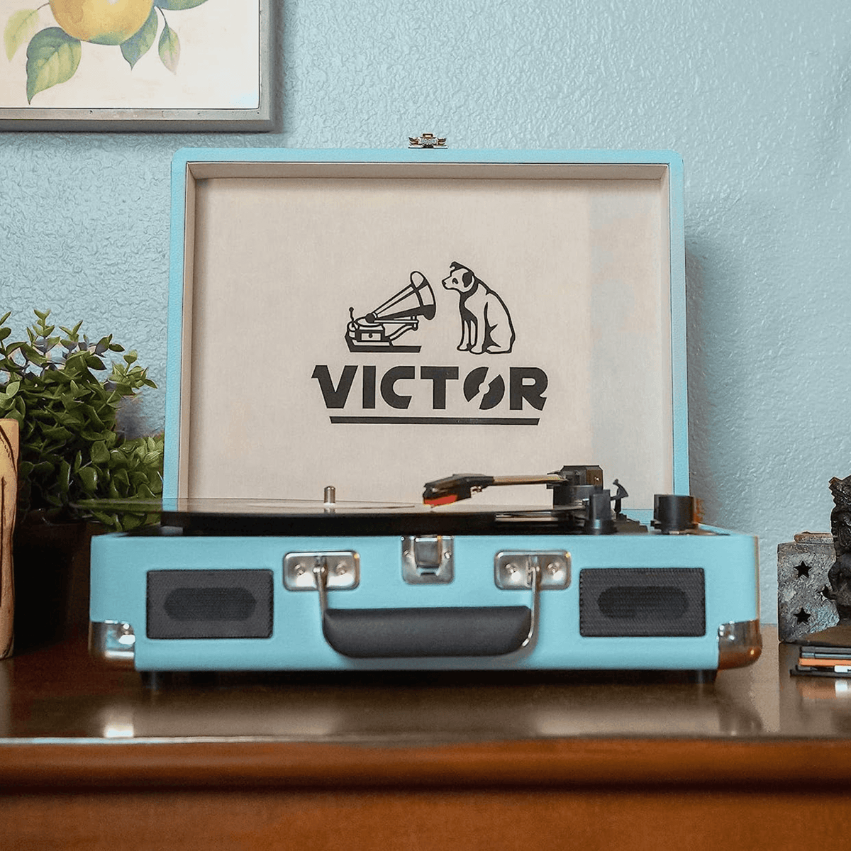 Victor Metro Suitcase Bluetooth Turntable