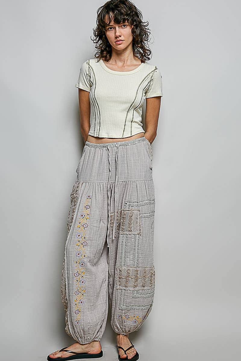 Floral Embroidered Drawstring Joggers with 3D Lace