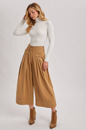 Essential Rib Turtleneck Pullover