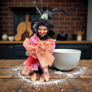 Kitchen Witch Klara – Orange