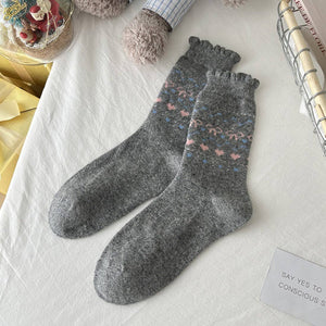 Bow Patterned Socks