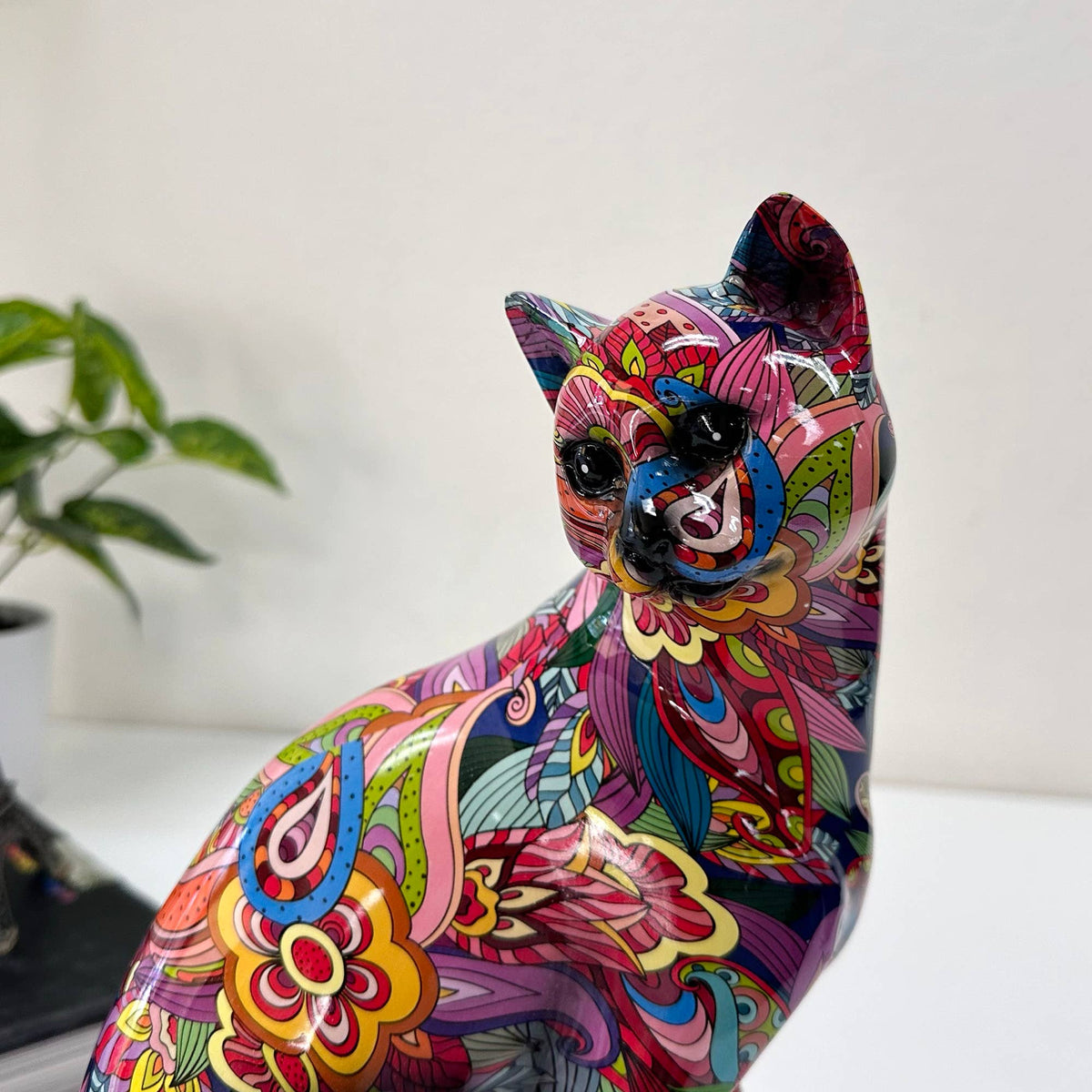 Resin Craft Floral Cat Table Top