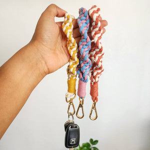 Macrame Dual-Toned Twisted Cotton Wristlet
