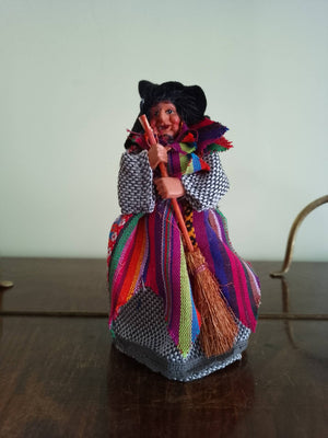 Kitchen Witch Yasmina – Purple