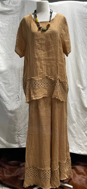 Linen, Short Sleeve Top with Islet & Fringe Hem