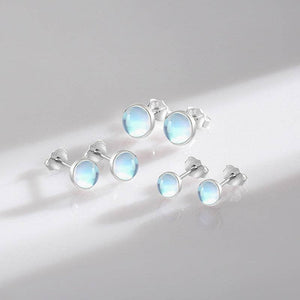Tiny Round Moonstone Stud Earrings in 925 Sterling Silver - 5 mm