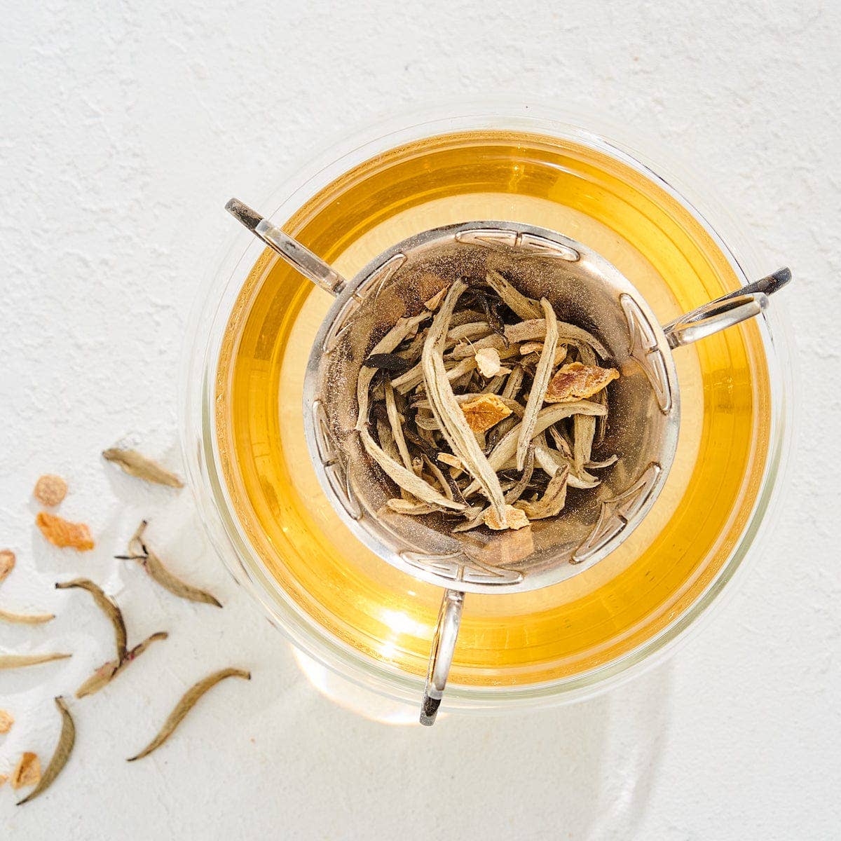 Cancer: Queen of Cool Mango-Ginger-Cream White Tea
