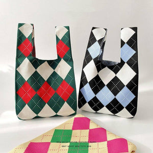 Knitted Color Block Diamond Pattern Shoulder Bag