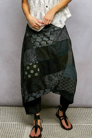 Over Wrapped Cotton Three Quarter Pants