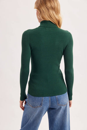 Essential Rib Turtleneck Pullover