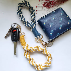 Macrame Dual-Toned Twisted Cotton Wristlet