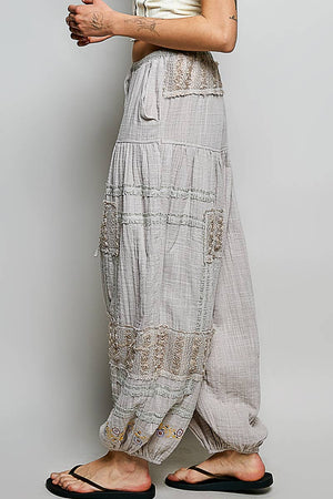 Floral Embroidered Drawstring Joggers with 3D Lace