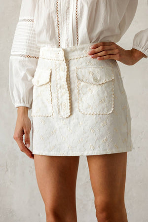 FLORAL EMBROIDERED MINI SKIRT