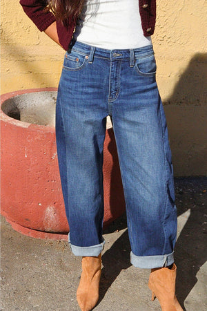 HIGH RISE RELAXED TAPERED DARK WASH BARREL JEANS