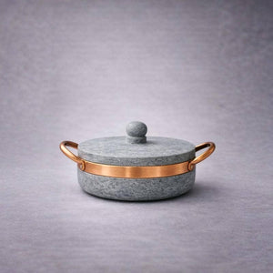 Handmade Brazilian Soapstone Pan | 2.0L / 2.1 Qt | Naturally Non-Toxic