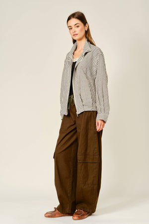 Utility Barrel Waist-Tie Cargo Pants – Khaki