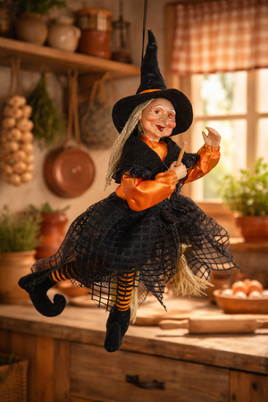 Kitchen Witch Trudy – Orange