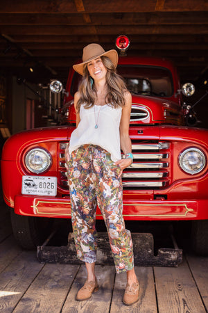 Love Language Linen Cropped Artist Pant w/ Flowers