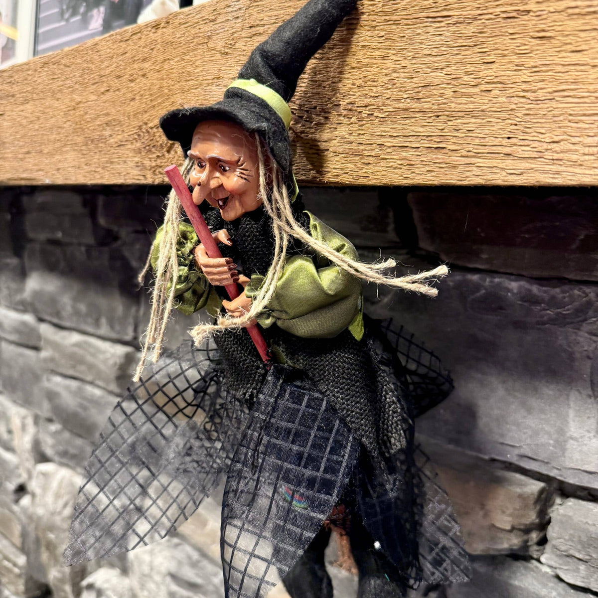 Kitchen Witch Trudy – Green