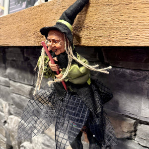 Kitchen Witch Trudy – Green