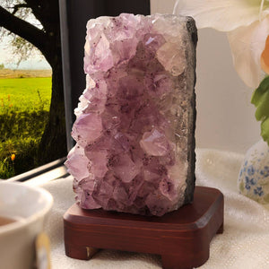 Amethyst Cluster Lamp