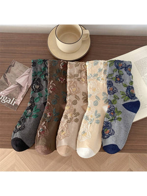 Rufia - Classic Rose Embroidery Crew Socks