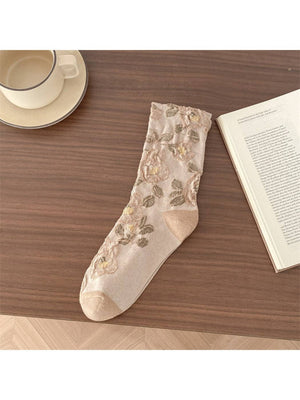 Rufia - Classic Rose Embroidery Crew Socks