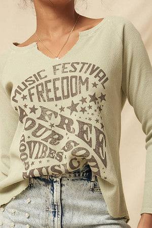 Vintage Washed Split-Neck Thermal Graphic Top