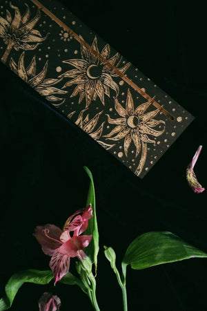 Moonflowers Wooden Cardholder (Three Cards)