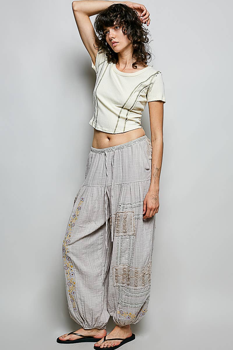 Floral Embroidered Drawstring Joggers with 3D Lace