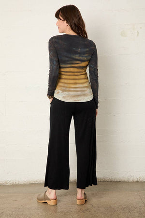 Camden V Neck Tee in Seneca