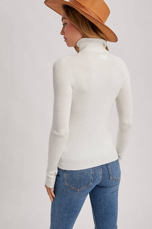 Seamless Ribbed Knit Turtleneck Sweater