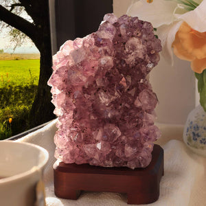Amethyst Cluster Lamp