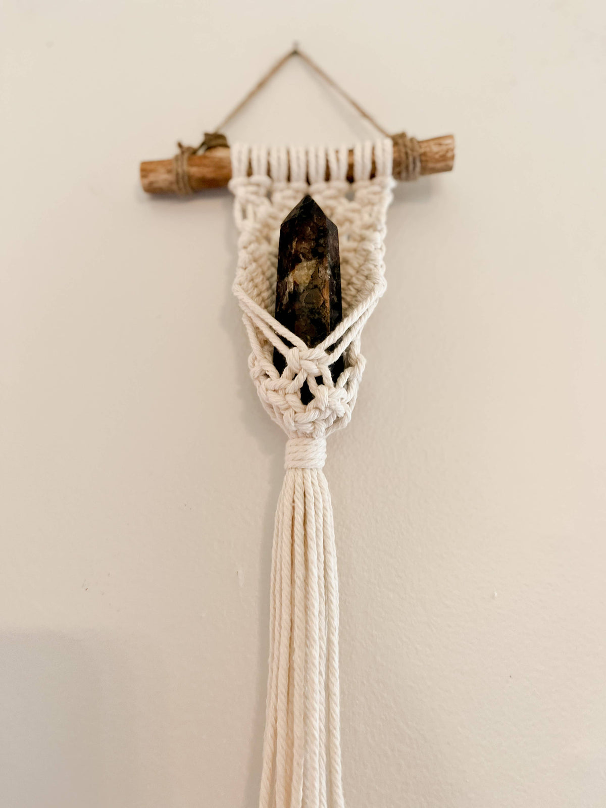 Macrame Crystal Hanging Wall Pouch